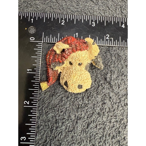 Vintage‎ Christmas Brooch Lot Santa Stocking Cow Snowman - Picture 3 of 13